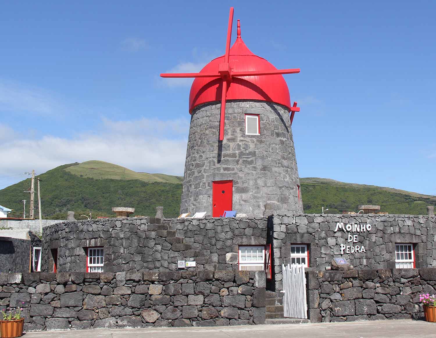 GRACIOSA, A PEACEFUL SMALL ISLAND OF THE AZORES | Discover Brazil